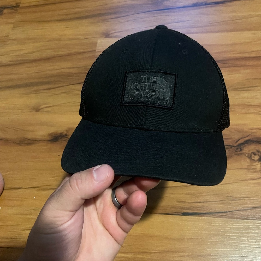 The North Face flex fit trucker hat